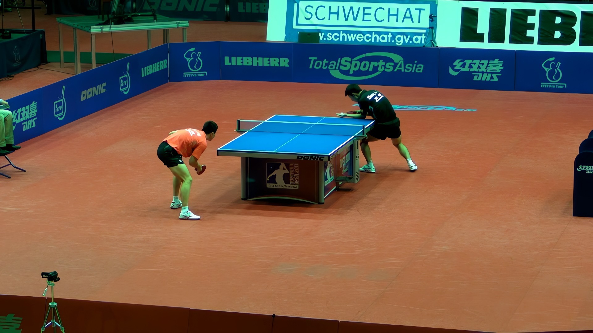 奥地利乒乓球队横扫瑞典乒乓球队，马龙制霸全场