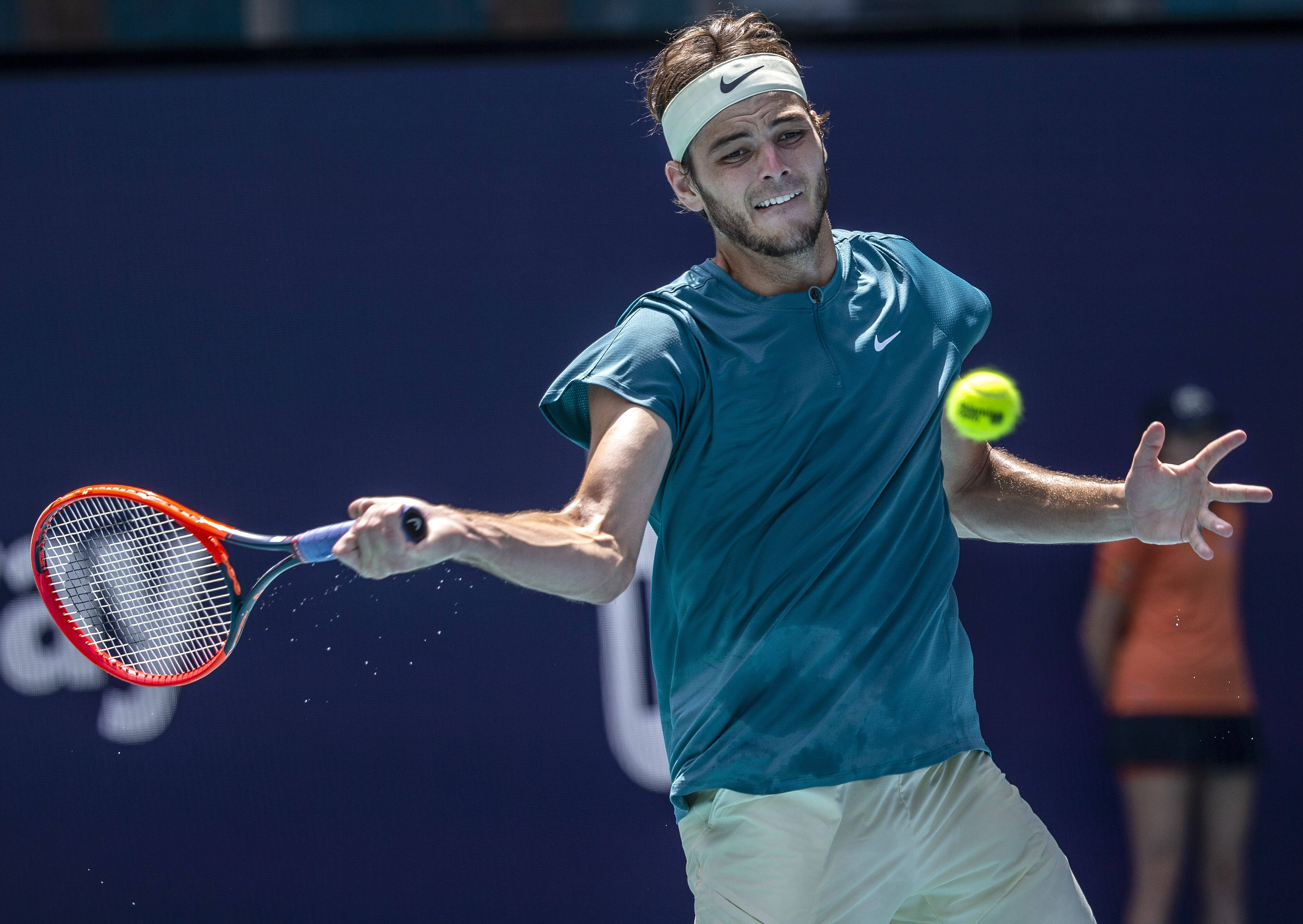 欧洲网球队绝地反击西班牙网球队，德约科维奇惊艳世界的简单介绍