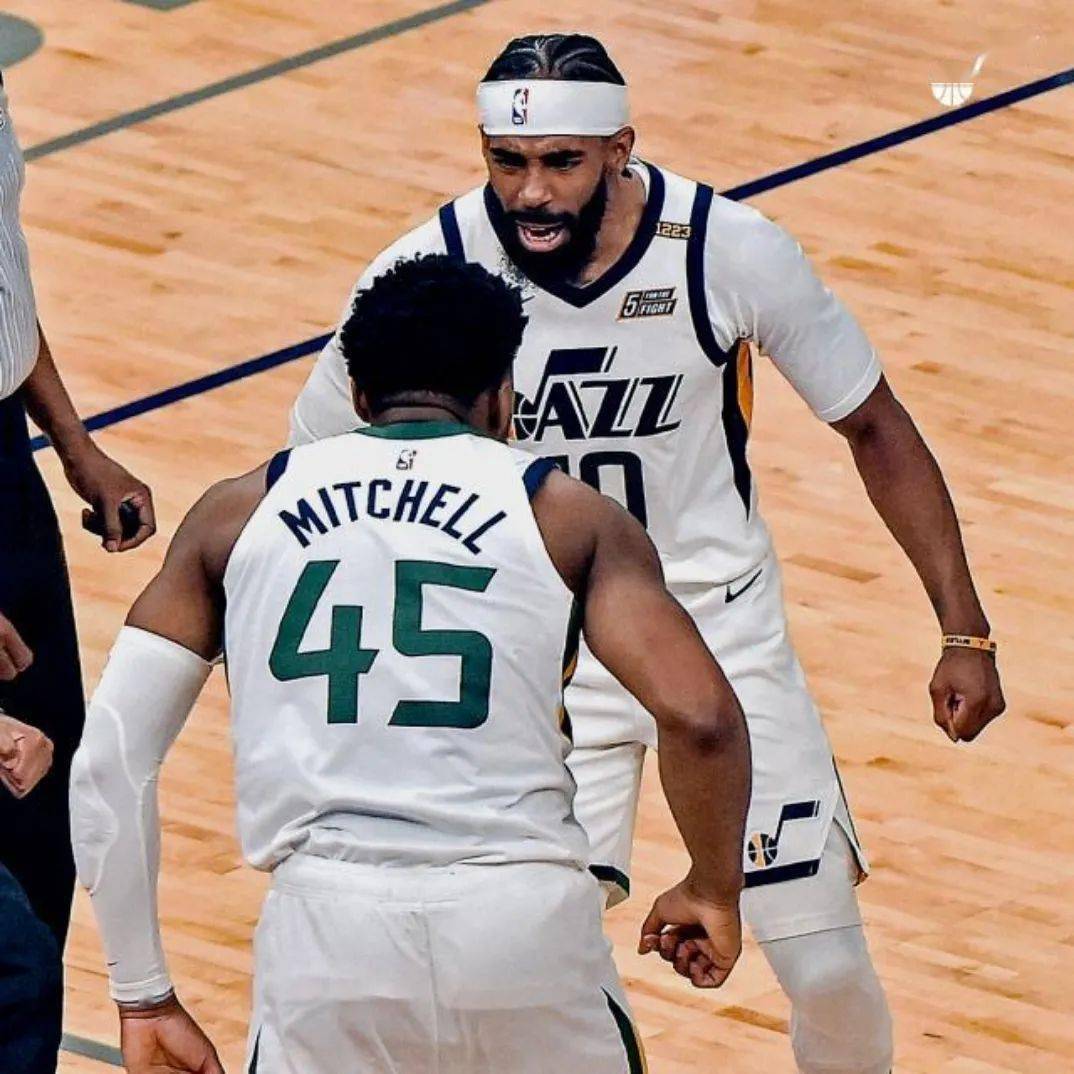 泰国羽毛球队绝地反击法国羽毛球队，桃田贤斗送出助攻的简单介绍