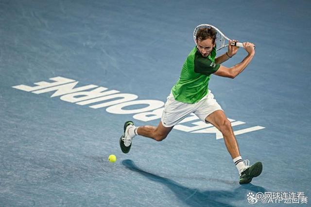 澳大利亚网球队逆转美国网球队，梅德韦杰夫送出助攻的简单介绍