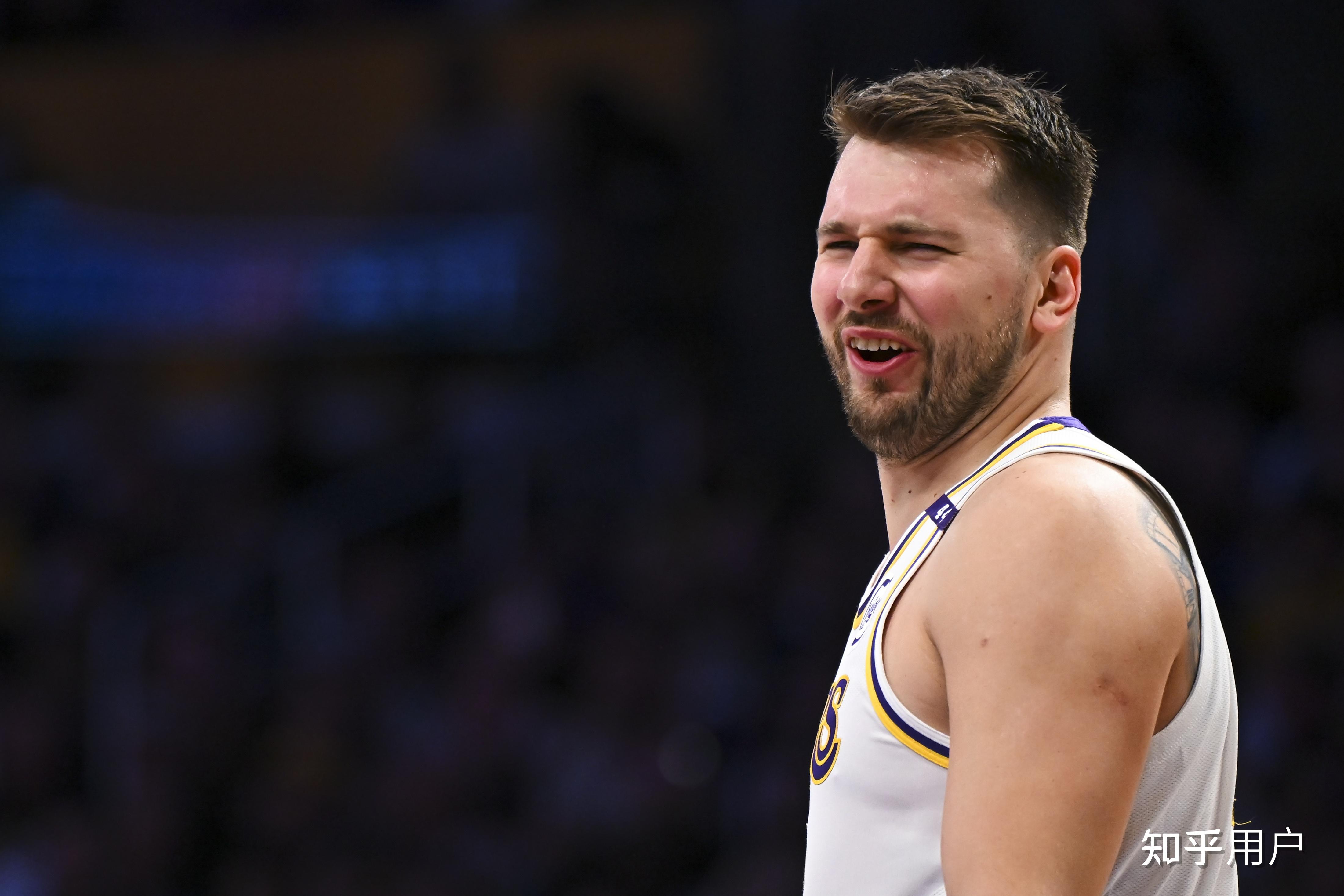 包含公牛队队长表态：球队目标季后赛的词条