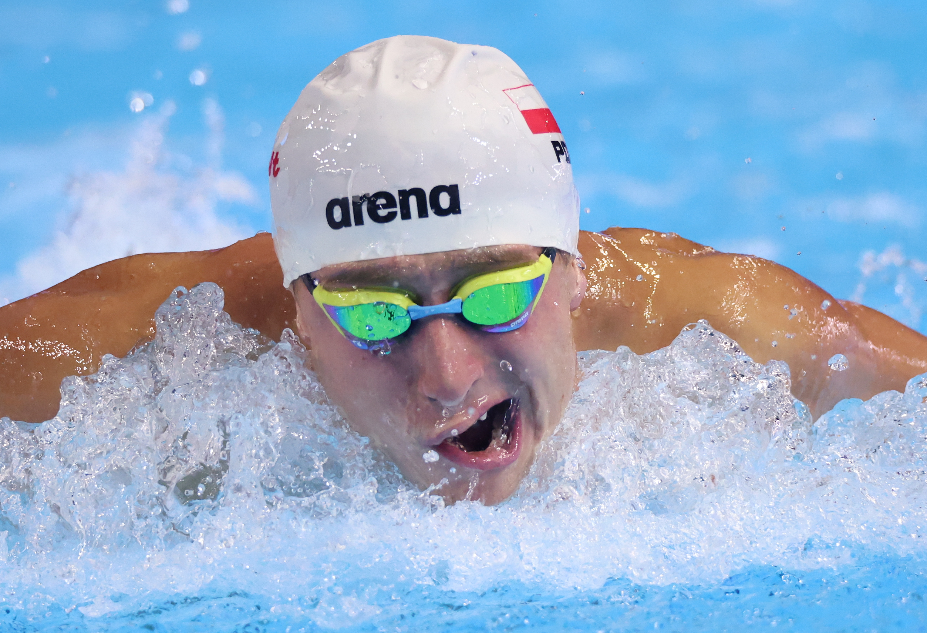 荷兰游泳选手斩获多面奖牌，斩获好成绩