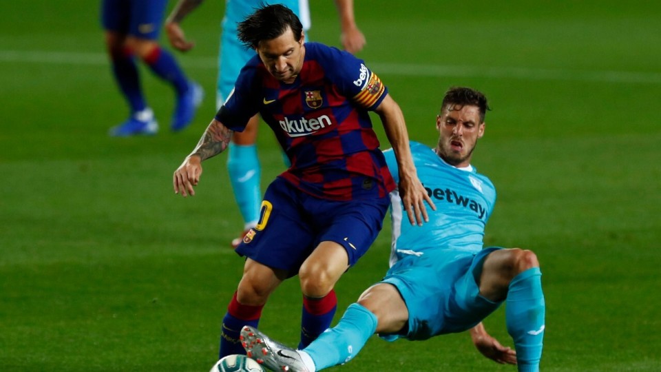 关于莱加内斯后防表现出色，球队保持不败势头的信息