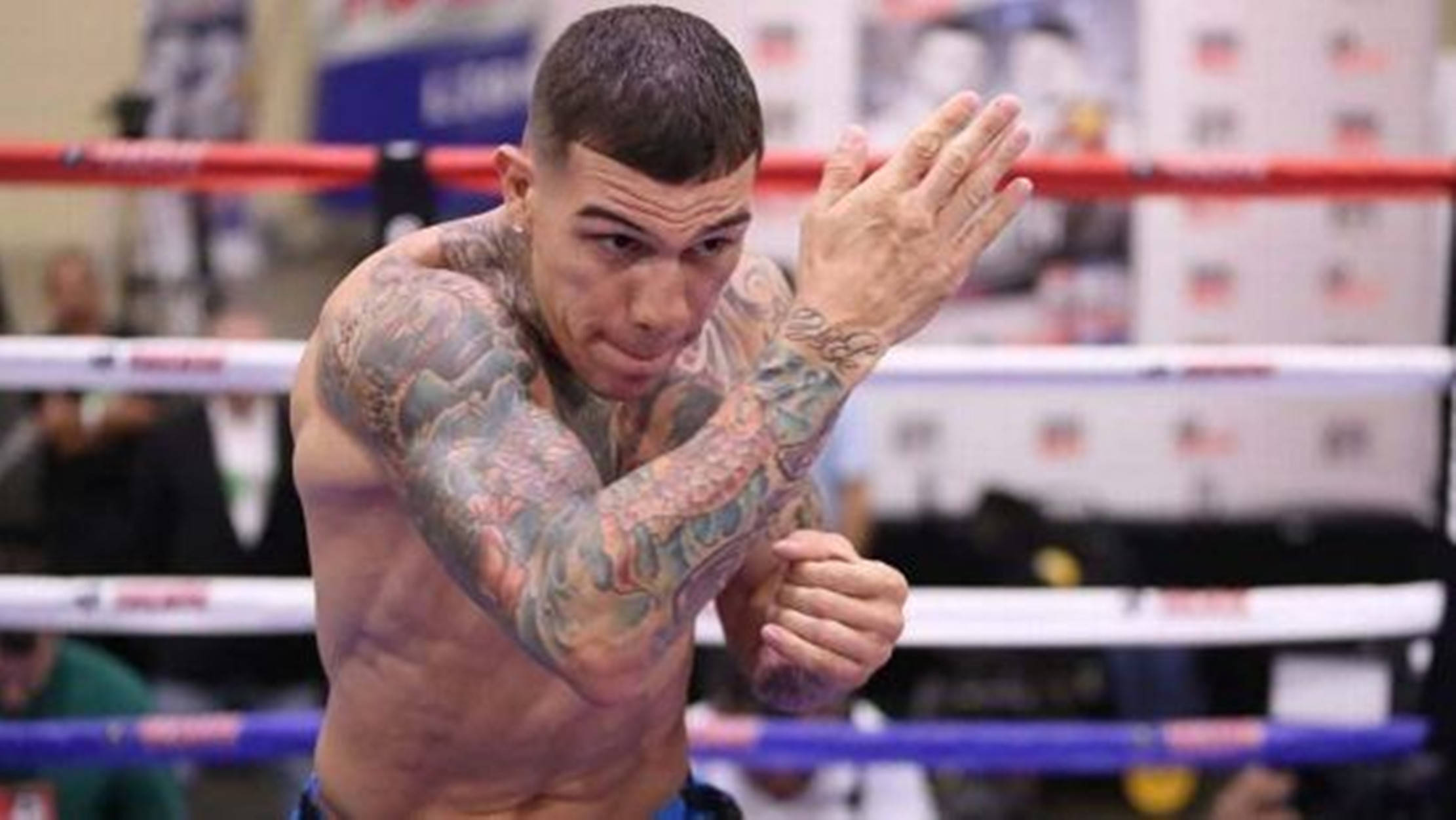 包含拳击搏击:欧洲拳手KO对手晋级决赛的词条 包含拳击搏击:欧洲拳手KO对手晋级决赛的词条