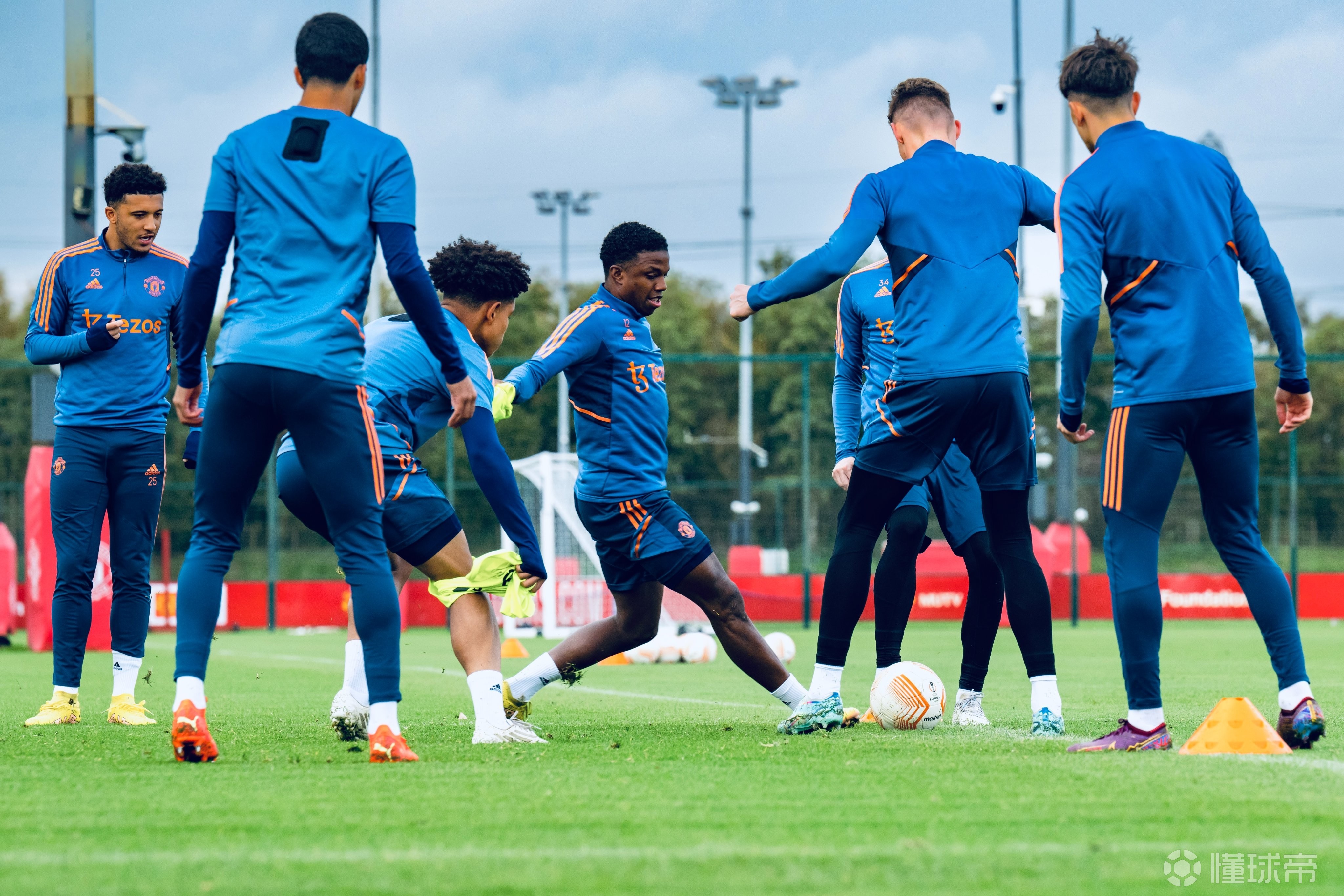 皇家社会球队全力备战下一场比赛的简单介绍