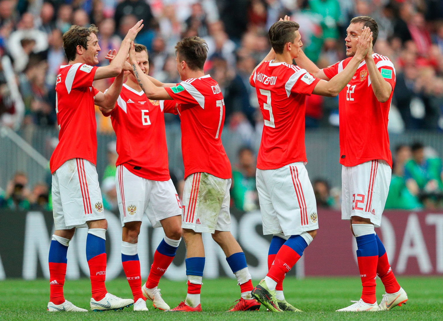 俄罗斯足球俱乐部亮相国际赛场