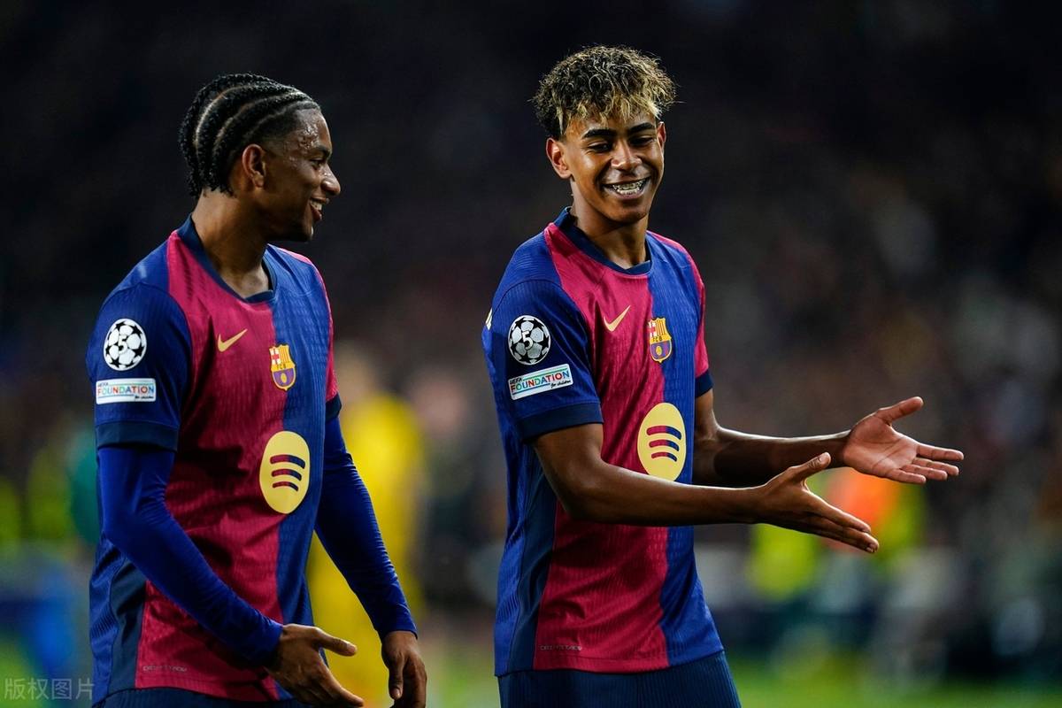 多特蒙德中场策应精准，助球队连续取得进球的简单介绍