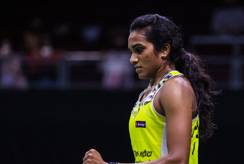 包含法国羽毛球队鏖战泰国羽毛球队，马琳三分雨点燃全场的词条