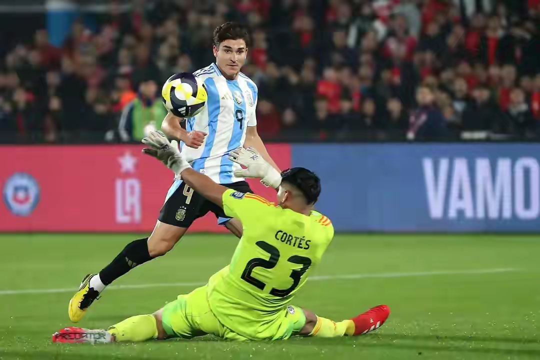 智利队在南美国家杯八强战中获胜 智利队在南美国家杯八强战中获胜