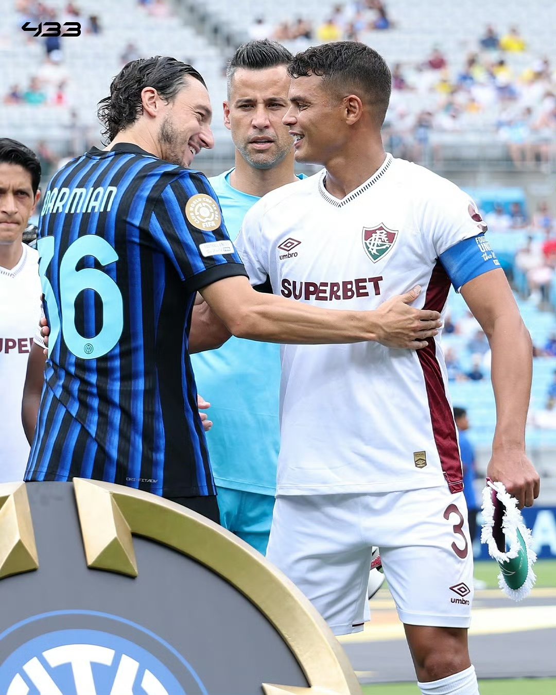 包含AC米兰轻取尤文，蒂亚戈状态火热的词条