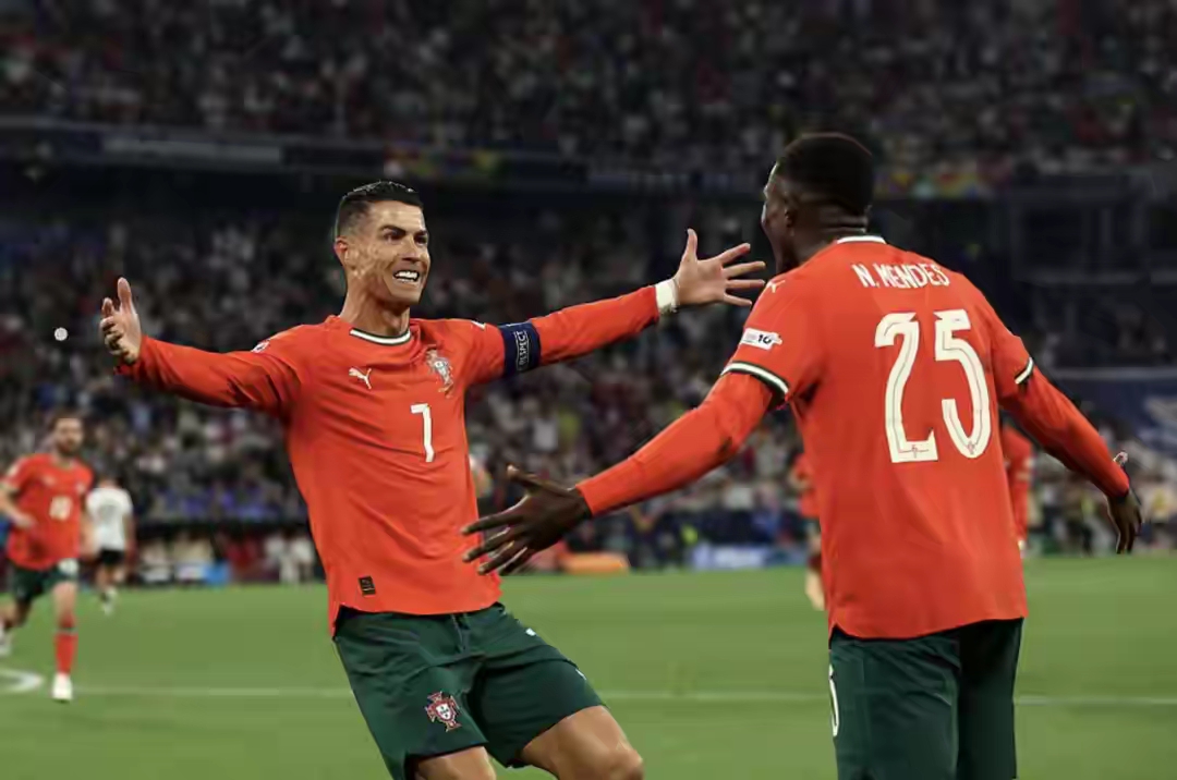 葡萄牙队翻盘德国队，马龙惊艳四座