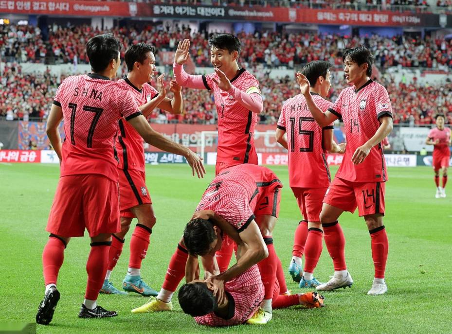 日本队险胜韩国队，波尔扛起全队