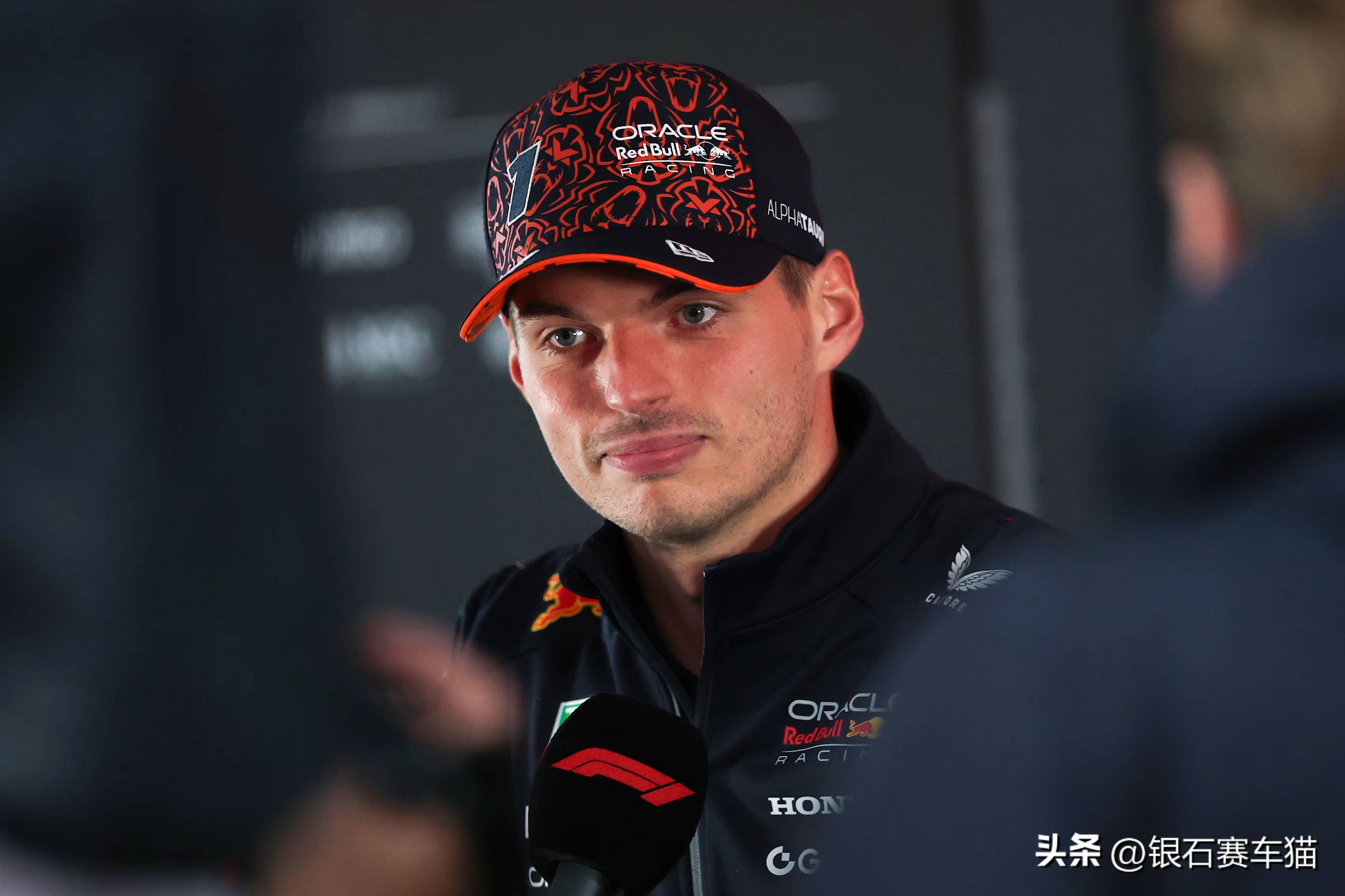 红牛车队绝杀威廉姆斯，维斯塔潘惊艳四座的简单介绍