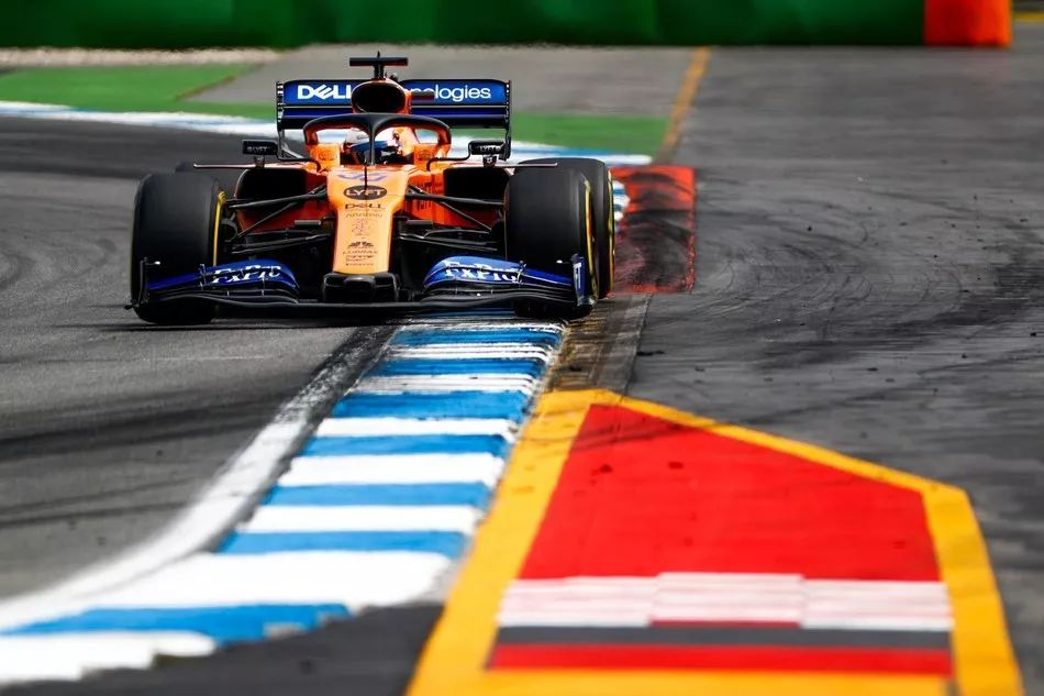 威廉姆斯翻盘哈斯车队，佩雷兹关键制胜的简单介绍