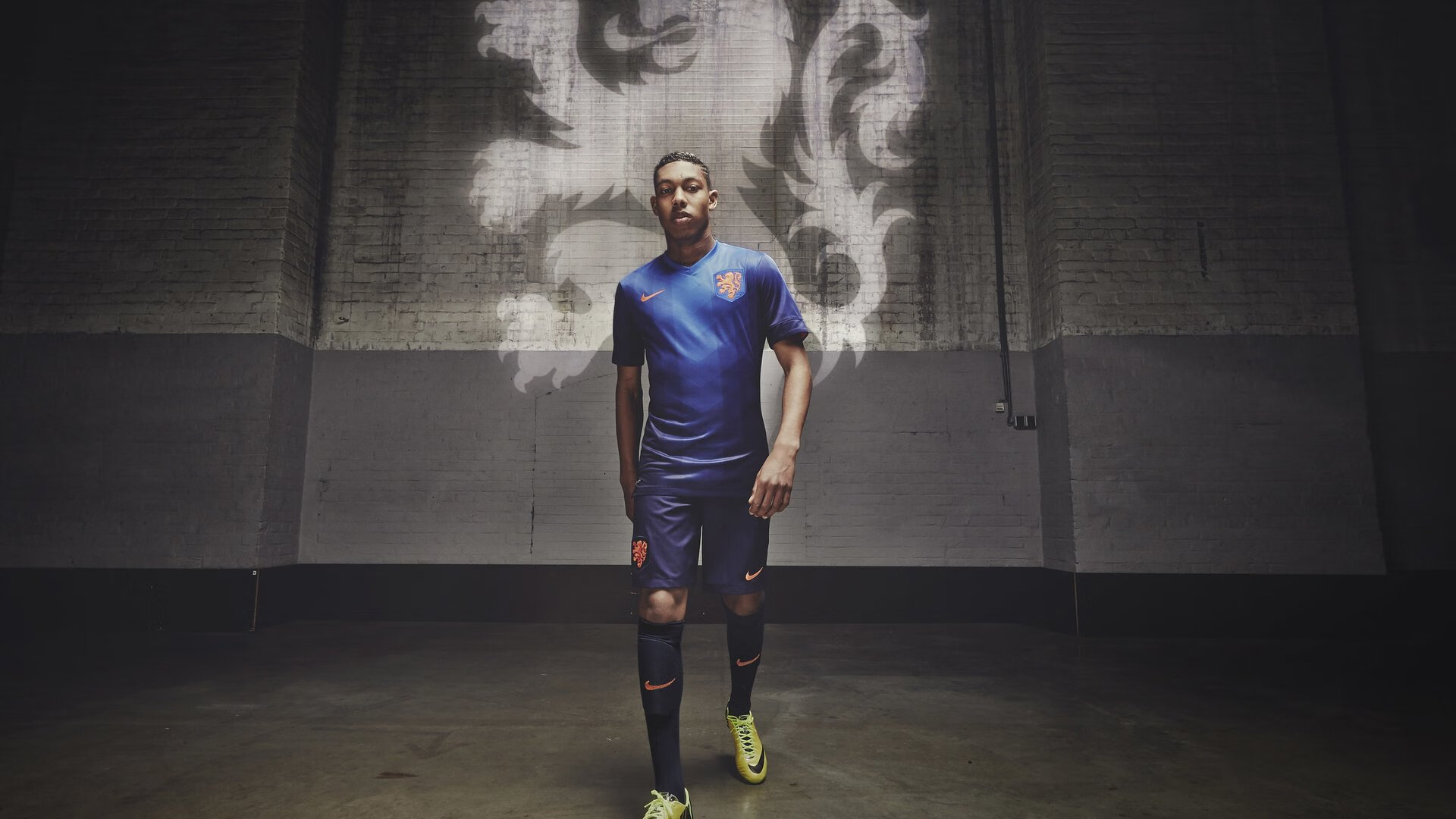 欧冠淘汰赛焦点战，深圳队爆冷骑士