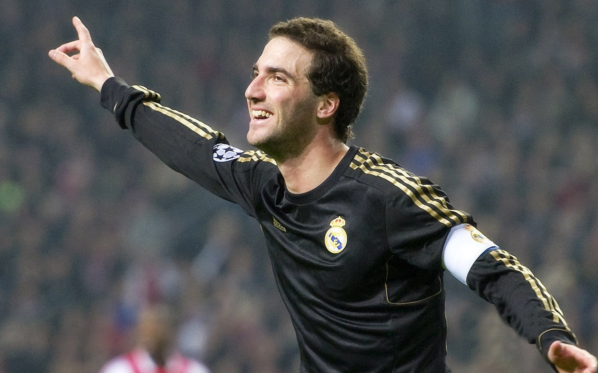 钢铁防线锁死葡萄牙，福登灵光一现定乾坤—多特蒙德式战术如何成就英格兰关键先生