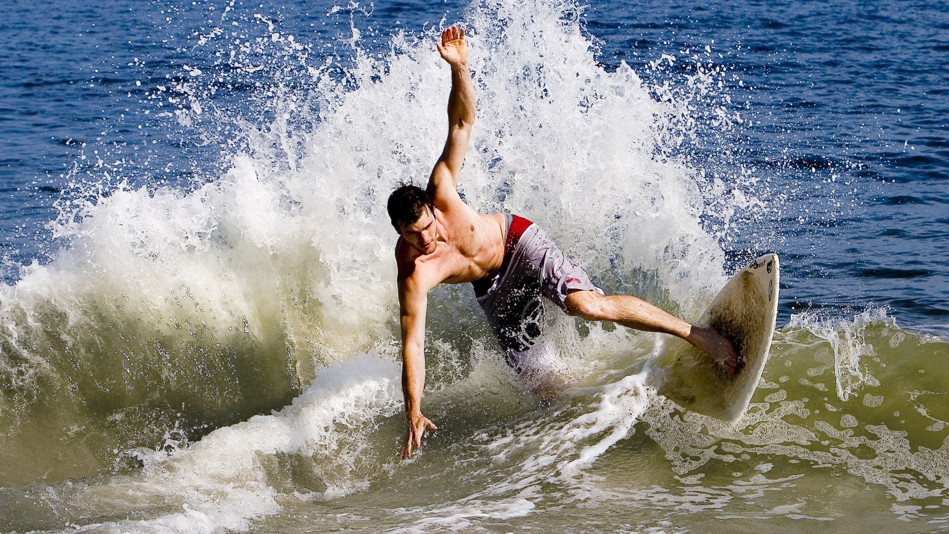 猛龙式防守哲学，当欧冠决赛遭遇黄蜂的翅膀